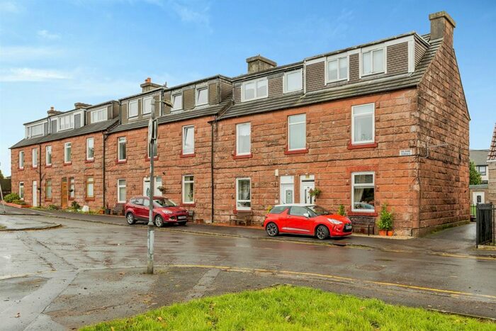 2 Bedroom Maisonette For Sale In Haldane Terrace, Balloch, Alexandria, G83