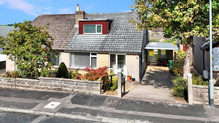 3 Bedroom Semi-detached Bungalow For Sale In Hawthorn Avenue, Brookhouse, LA2
