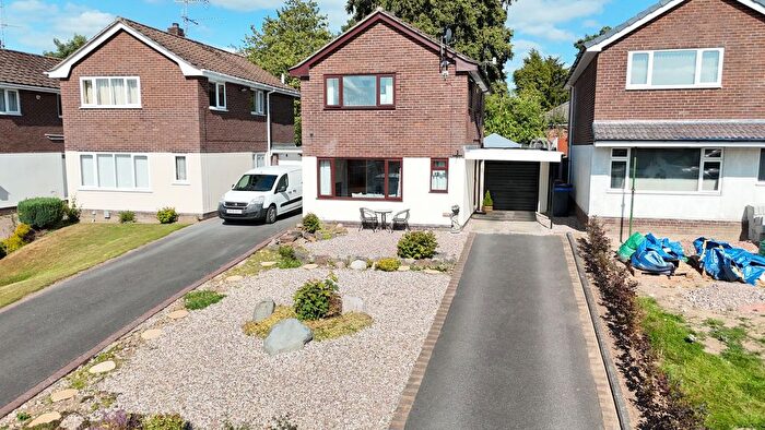 3 Bedroom Detached House For Sale In Beech Close, Cheadle, ST10