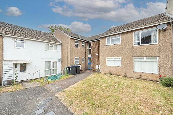 1 Bedroom Flat For Sale In Stronsay Close, Hemel Hempstead, HP3