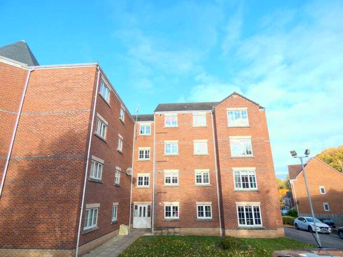 3 Bedroom Apartment To Rent In Cobblestone Drive, Berry Hill, Mansfield, NG18