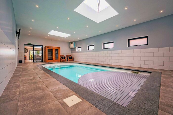 5 Bedroom Detached House For Sale In Rushton Road, Rothwell, Kettering, NN14