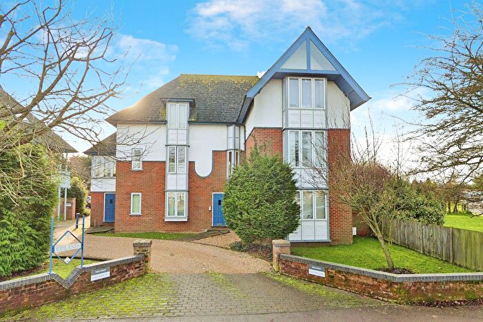 1 Bedroom Flat For Sale In South Canterbury Road, Canterbury, CT1