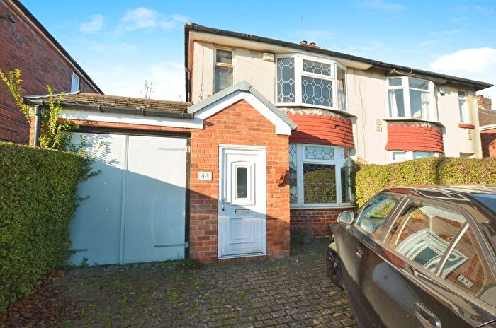 3 Bedroom Semi Detached House For Sale In Norton Avenue, Sheffield, S12
