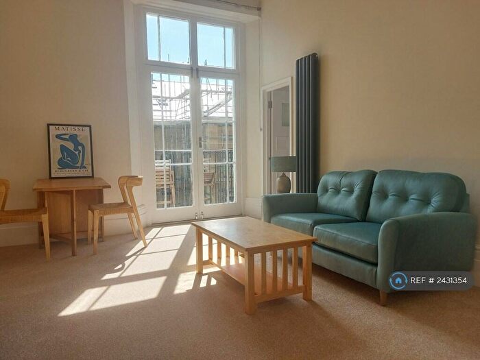1 Bedroom Flat To Rent In Meridian Place, Bristol, BS8