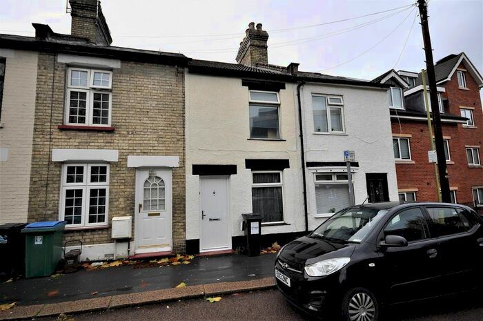 2 Bedroom Terraced House To Rent In Westland Road, Watford, WD17