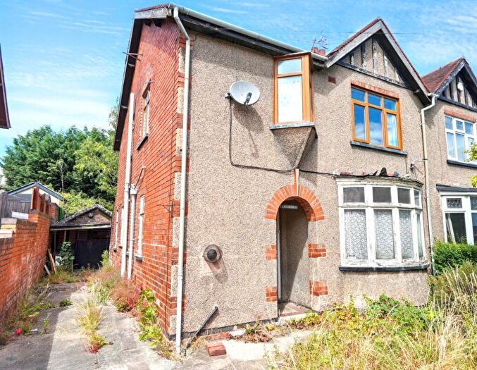 3 Bedroom Semi-Detached House For Sale In Howitt Street, Heanor, DE75