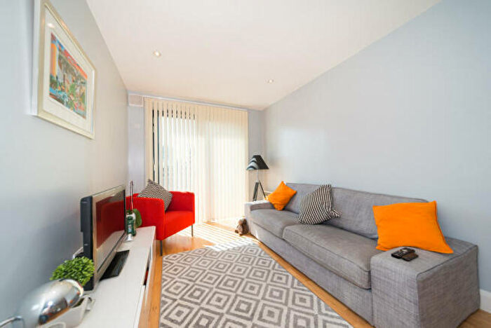 2 Bedroom Apartment To Rent In Waterworks Yard, Croydon, Surrey, CR0