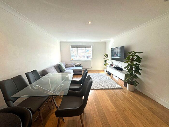 1 Bedroom Flat To Rent In Victoria Road, Barnet, EN4