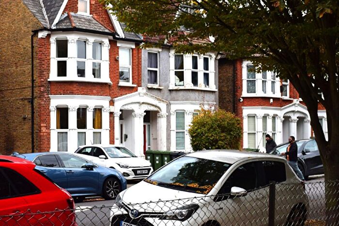1 Bedroom Flat For Sale In Culverley Road, London, SE6