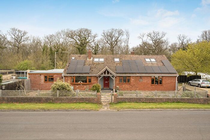 5 Bedroom Detached Bungalow For Sale In Braydon, Swindon, SN5