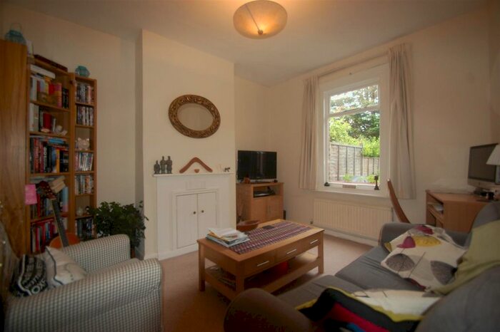 1 Bedroom Flat To Rent In Ashley Road, London, SW19
