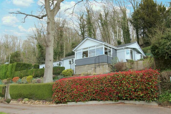 3 Bedroom Park Home For Sale In Wyelands Park, Lower Lydbrook, Lydbrook, GL17
