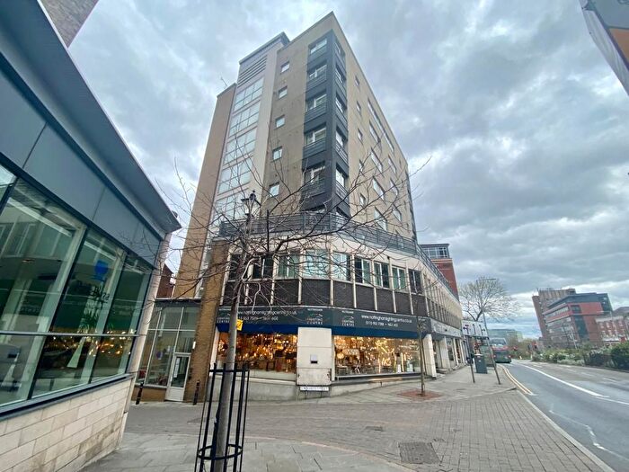 2 Bedroom Flat To Rent In Loxley Court, Nottingham, NG1