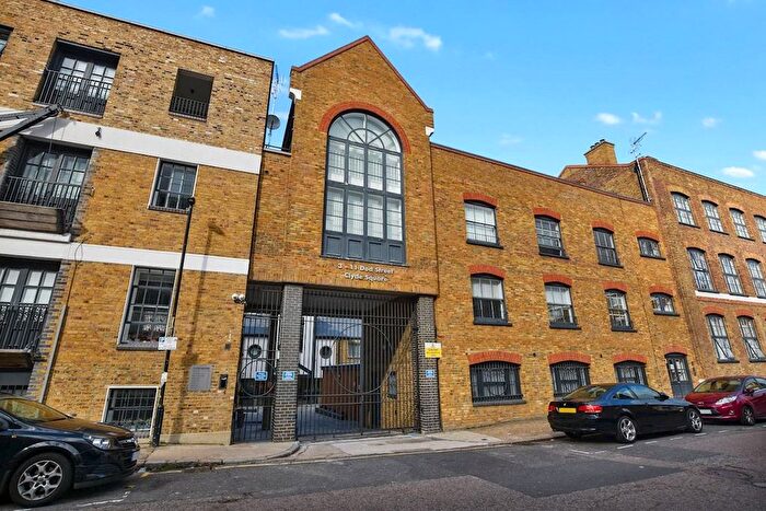 1 Bedroom Flat To Rent In Clyde Square, London, E14