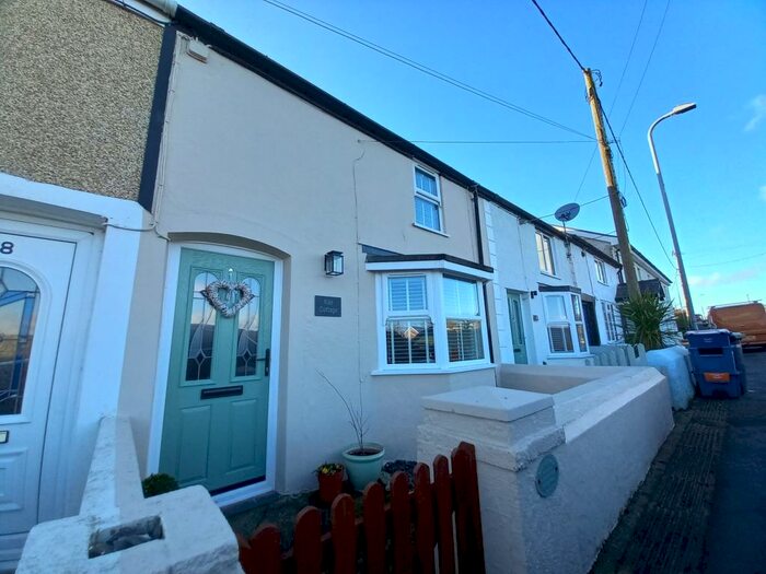 2 Bedroom Cottage To Rent In High Street, Malltraeth, LL62