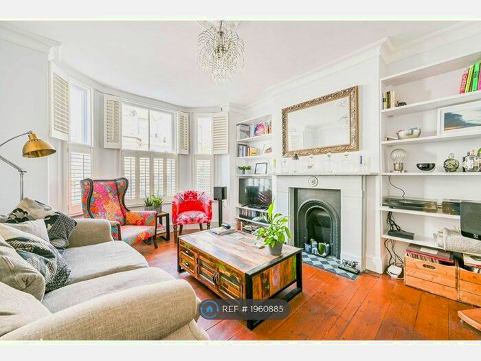 3 Bedroom Terraced House To Rent In Flaxman Road, London, SE5