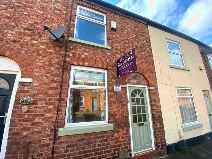 2 Bedroom Terraced House To Rent In Crompton Road, Macclesfield, Cheshire, SK11