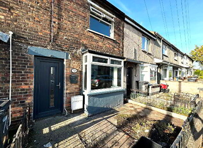 2 Bedroom Mid Terraced House For Sale In Ellis Street, Carrickfergus, BT38