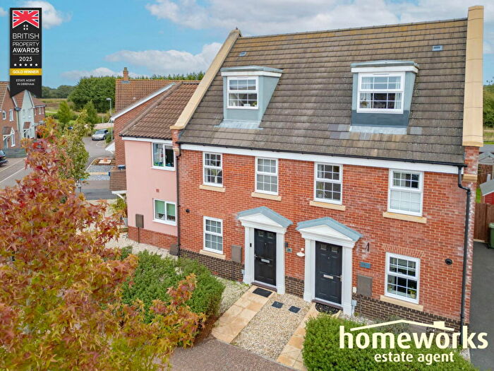 3 Bedroom Terraced House For Sale In Hornbeam Drive, Dereham, NR20