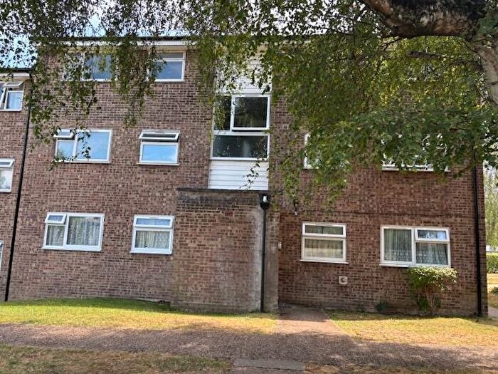 2 Bedroom Flat To Rent In Selhurst Road, South Norwood, SE25