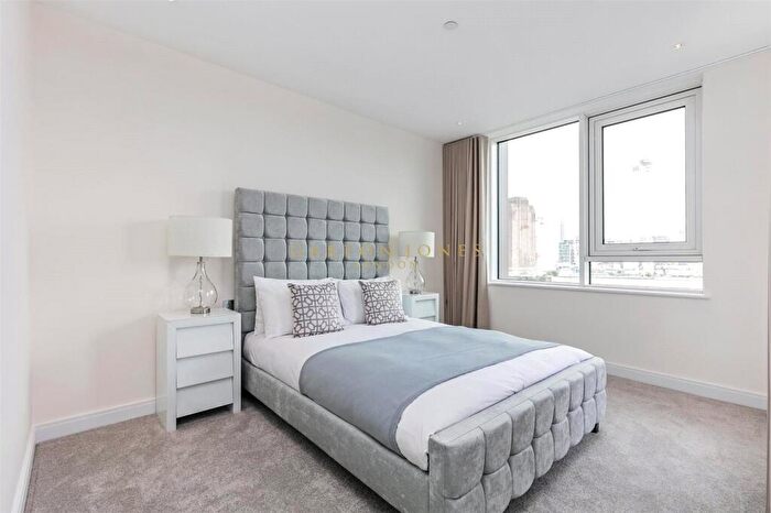 2 Bedroom Apartment To Rent In Camellia House, Queenstown Road, London, SW11