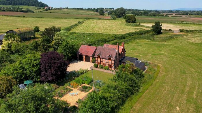 3 Bedroom Cottage For Sale In Hasfield, Gloucester, GL19