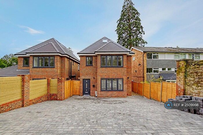4 Bedroom Detached House To Rent In Gatton Park Road, Redhill, RH1