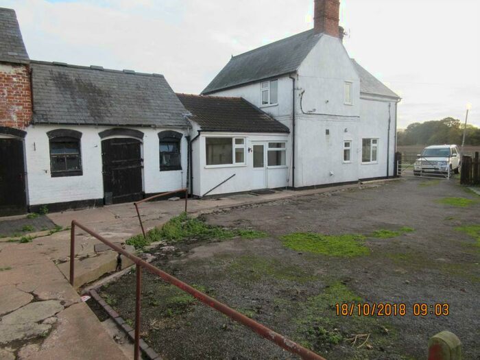 3 Bedroom Detached House To Rent In Caldecote Lane, Caldecote, CV10