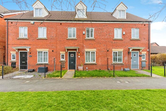 4 Bedroom Town House For Sale In Kendal Road, Stretford, Manchester, Greater Manchester, M32