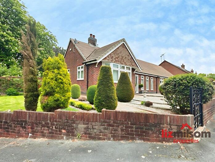 3 Bedroom Detached Bungalow For Sale In Hamilton Drive, Swadlincote, DE11