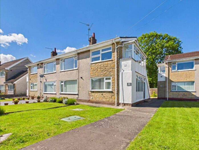 2 Bedroom Maisonette For Sale In Heol Briwnant, Rhiwbina, Cardiff., CF14