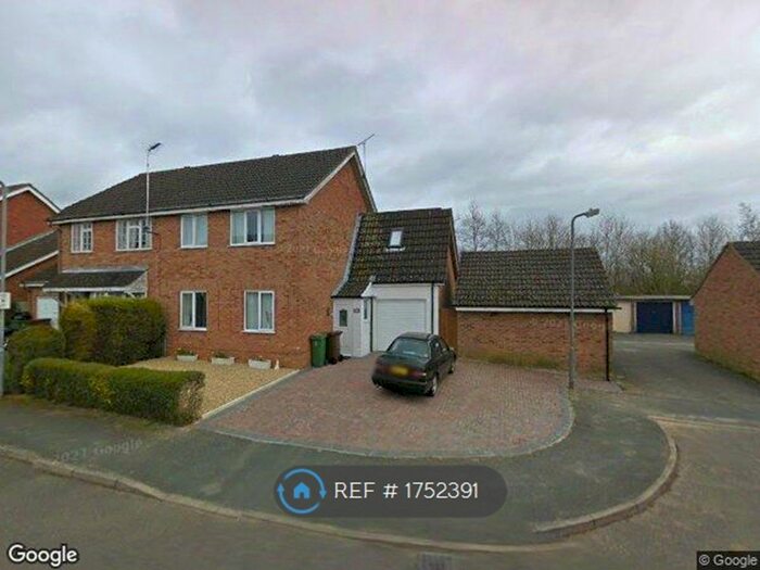 Studio To Rent In Valley Road, Buckingham, MK18