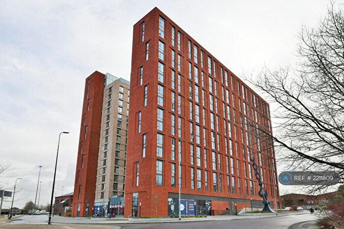 1 Bedroom Flat To Rent In Wharf End, Trafford Park, Manchester, M17