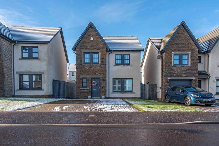 3 Bedroom Detached House For Sale In Jenny Gray Place, Lochgelly, Fife, KY5