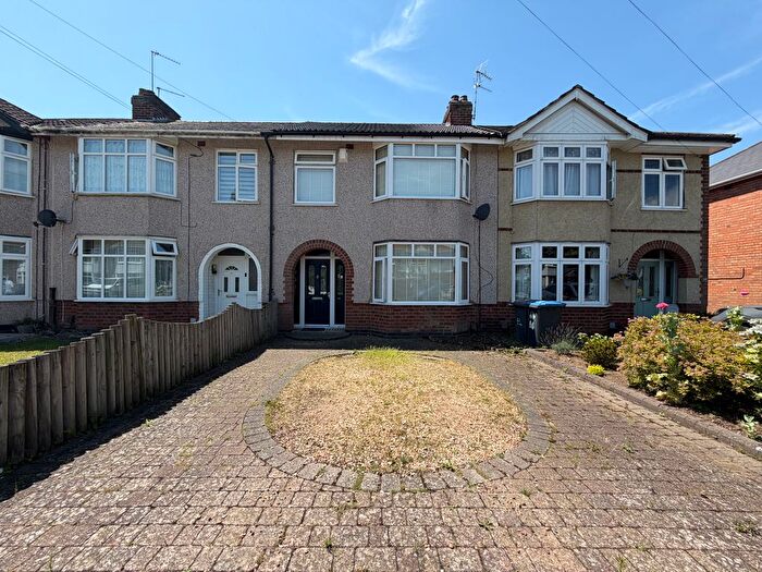 3 Bedroom Semi-Detached House To Rent In Vernon Avenue, Rugby, CV22