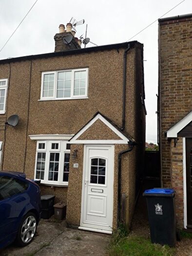 2 Bedroom End Of Terrace House To Rent In Newtown Road, Uxbridge, Middlesex, UB9
