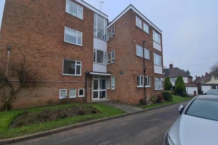 2 Bedroom Flat To Rent In 48 Barons Close, Birmingham B17