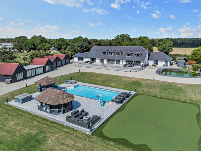 7 Bedroom Detached House For Sale In Lodge Lees, Denton, CT4