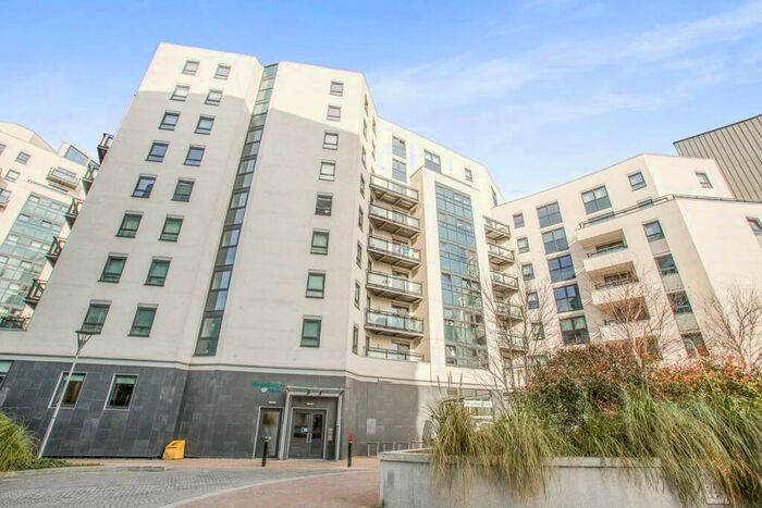 1 Bedroom Apartment To Rent In The Gateway East Marsh Lane City Centre, LS9