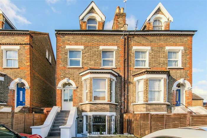 1 Bedroom Flat To Rent In Merton Road, London SW18