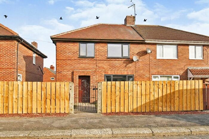 3 Bedroom Semi-Detached House For Sale In Park Drive, Langley Park, Durham, DH7