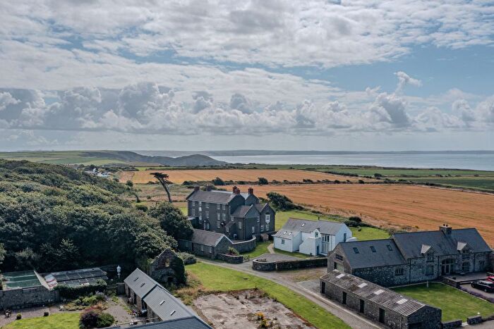 3 Bedroom Maisonette For Sale In Ramsey View Llanunwas, Llanunwas, Solva, Haverfordwest, Pembrokeshire, SA62