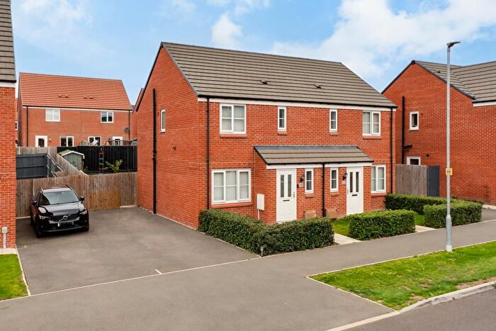 3 Bedroom Property For Sale In Stockburn Road, Barton Seagrave, NN15