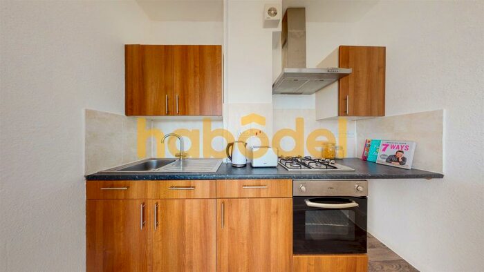 1 Bedroom Flat To Rent In Bartley House, Clifton Gardens, West End, Folkestone, CT20