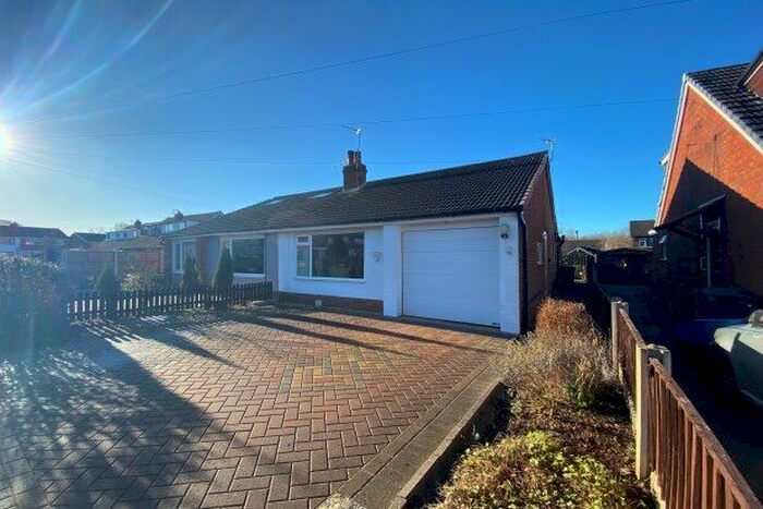 2 Bedroom Bungalow To Rent In Hoghton Road, Leyland, PR25