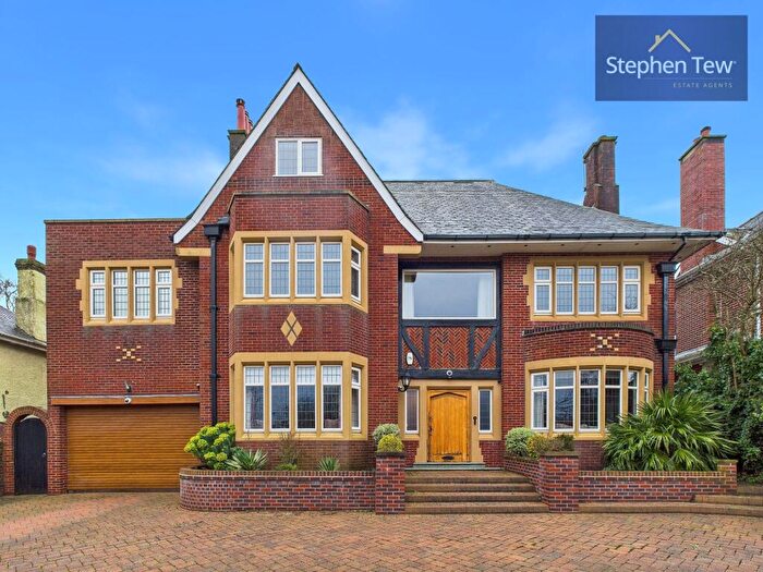 5 Bedroom Detached House For Sale In North Park Drive, Blackpool, FY3