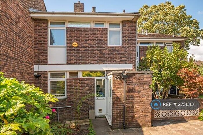 3 Bedroom Terraced House To Rent In Delawyk Crescent, London, SE24