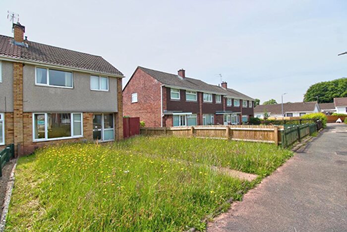 3 Bedroom End Of Terrace House For Sale In Pilton Vale, Newport, NP20