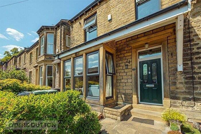 4 Bedroom Semi-Detached House For Sale In Lewisham Road, Slaithwaite, Huddersfield, West Yorkshire, HD7